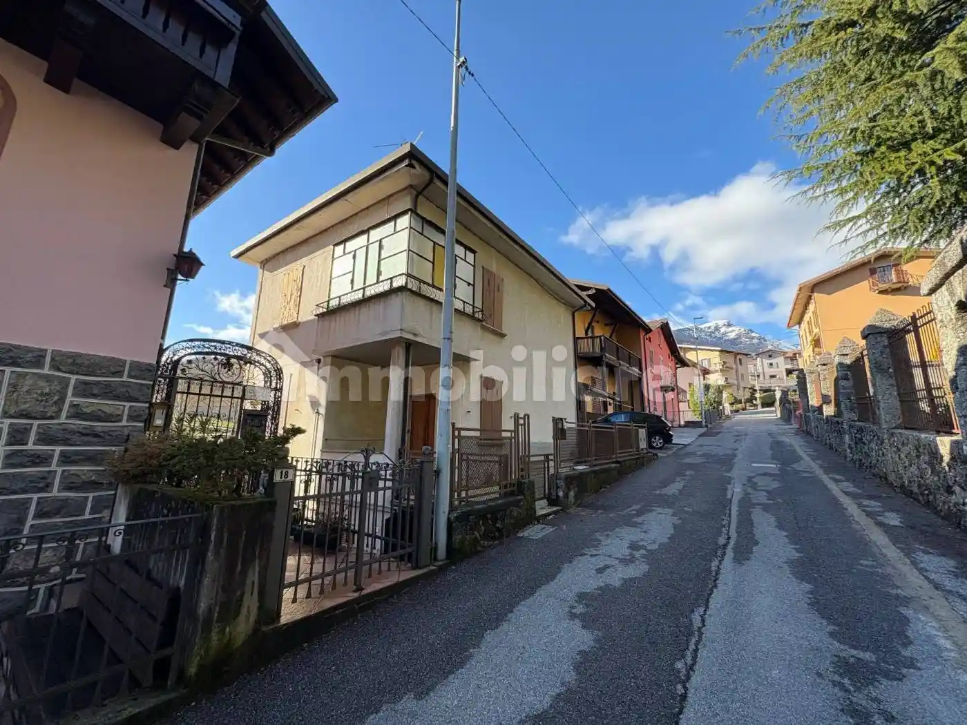 Casa indipendente in vendita a Premolo