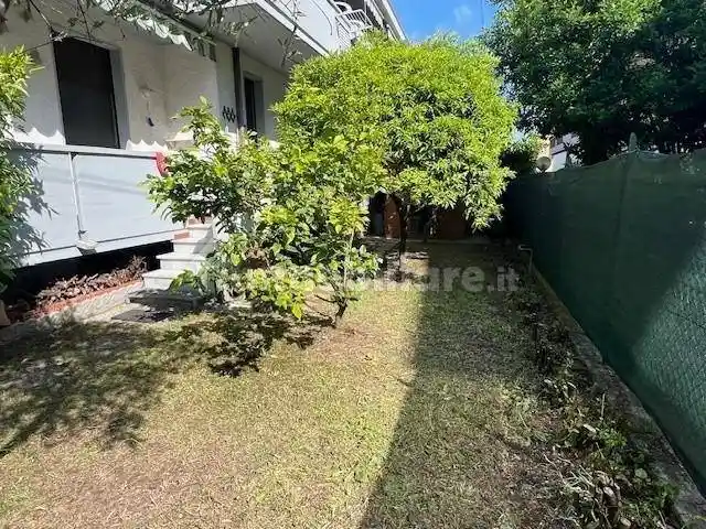 Appartamento in vendita a Massa