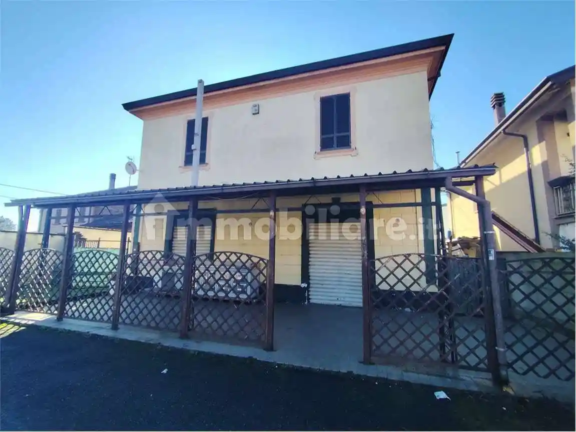 Casa indipendente in vendita a Pontenure