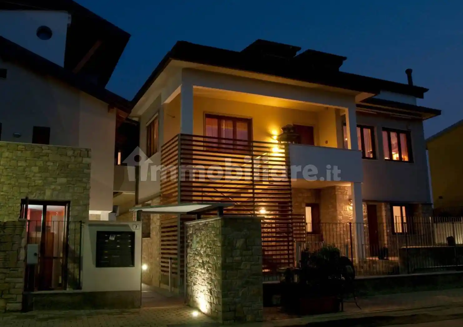 Appartamento in vendita a Usmate Velate