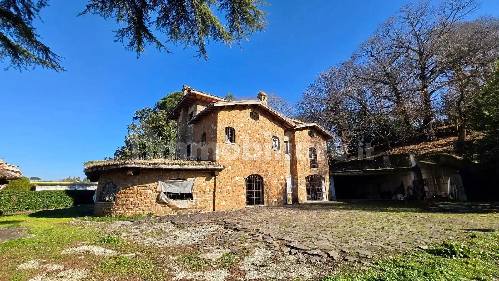 Rustico - Casale in vendita a San Cesareo