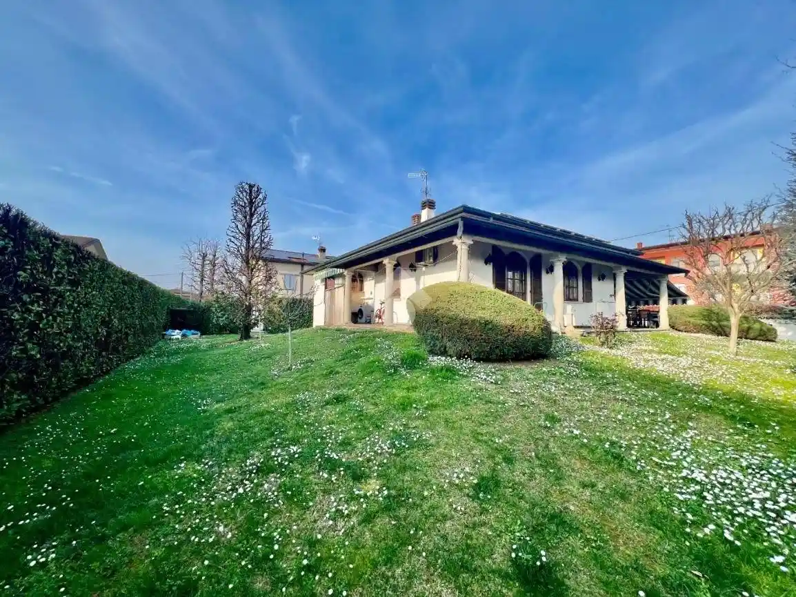 Villa in vendita a Palosco