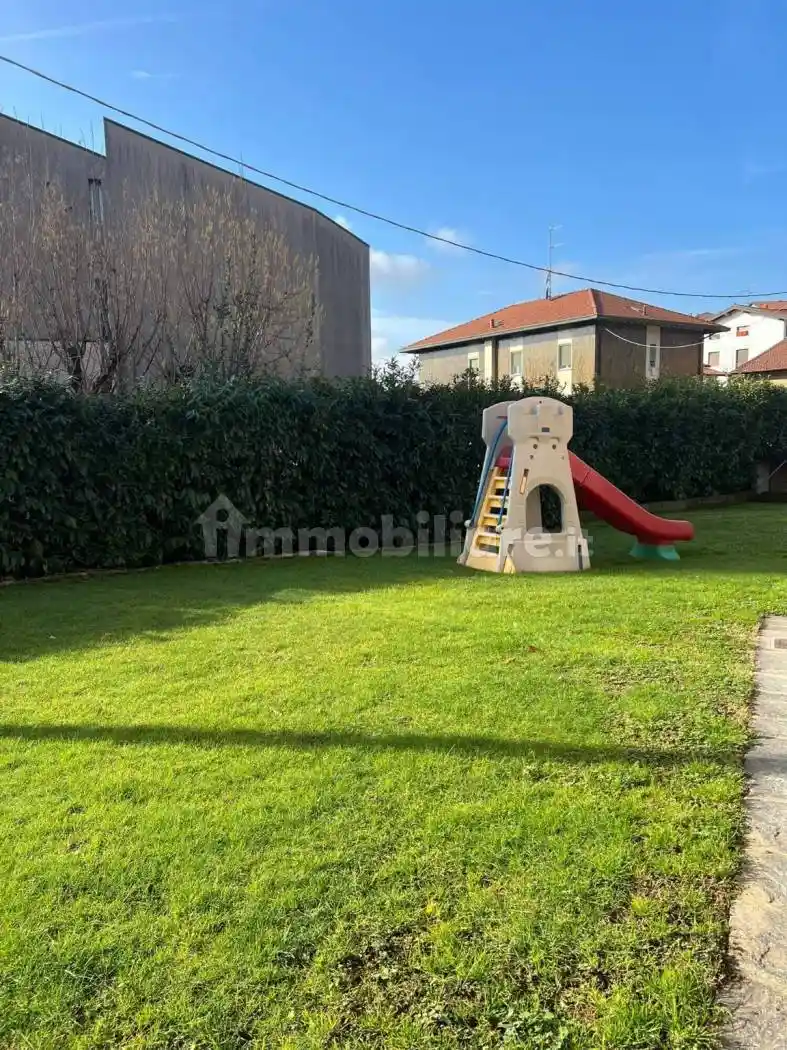 Villa in affitto a Como