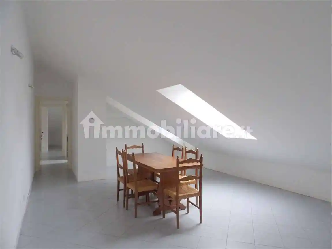 Appartamento in affitto a Verbania