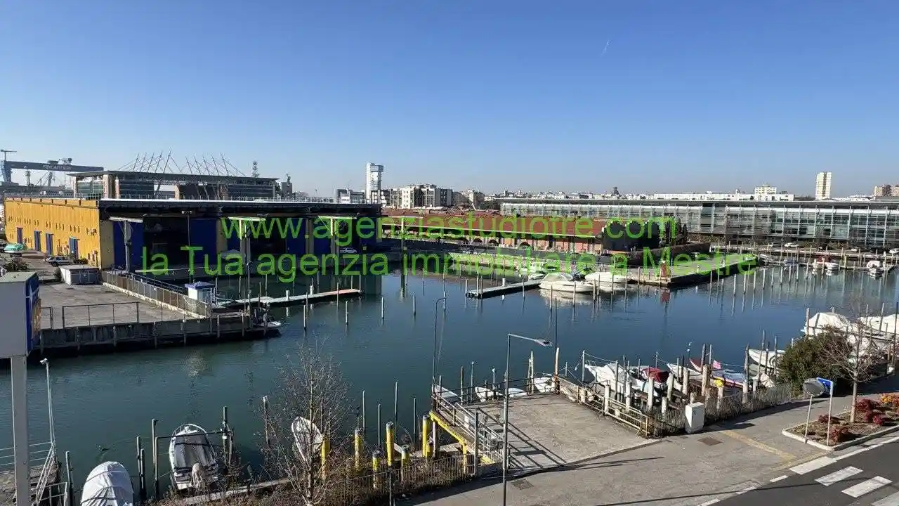Appartamento in vendita a Venezia