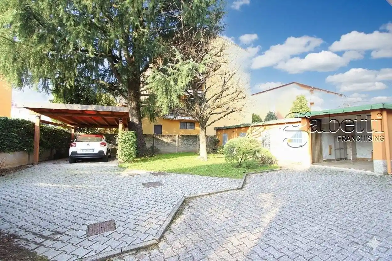 Appartamento in vendita a Rho