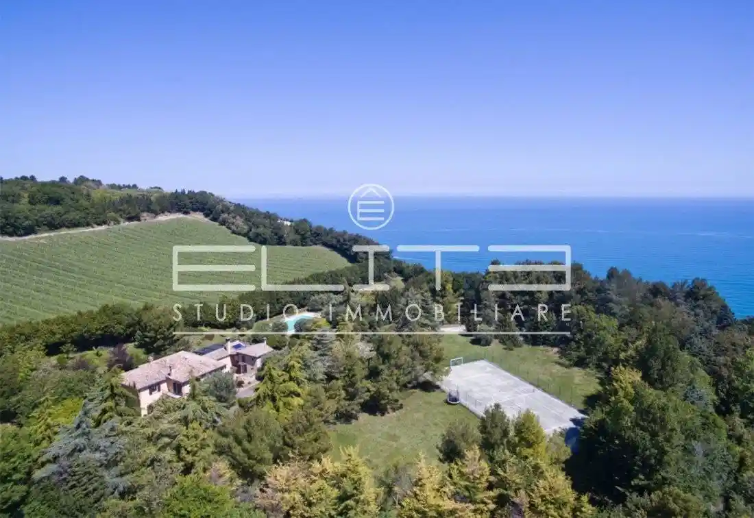 Villa in vendita a Ancona