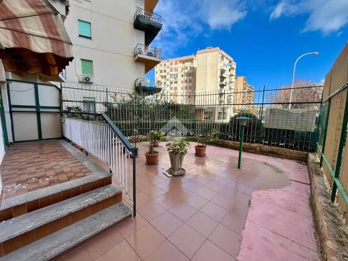 Appartamento in vendita a Palermo