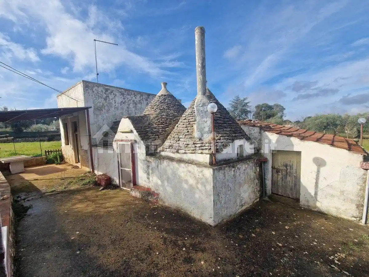 Rustico - Casale in vendita a Putignano