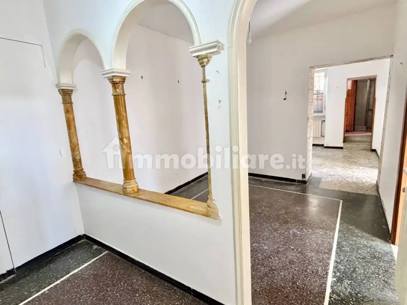 Appartamento in vendita a Genova