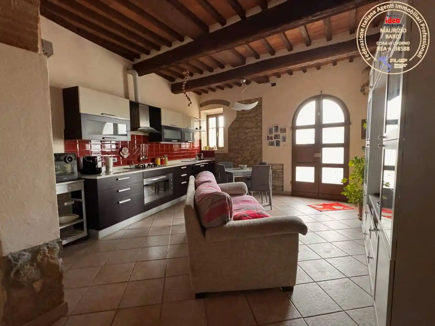 Casa indipendente in vendita a Rosignano Marittimo