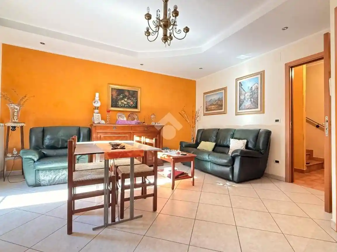 Villa in vendita a Folignano