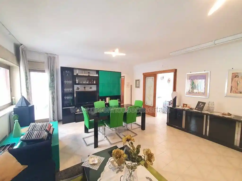 Appartamento in vendita a Caserta