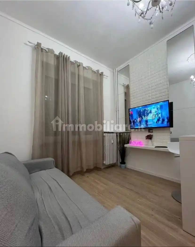 Palazzo - Edificio in affitto a Torino