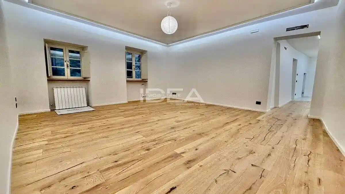 Appartamento in vendita a Lucca