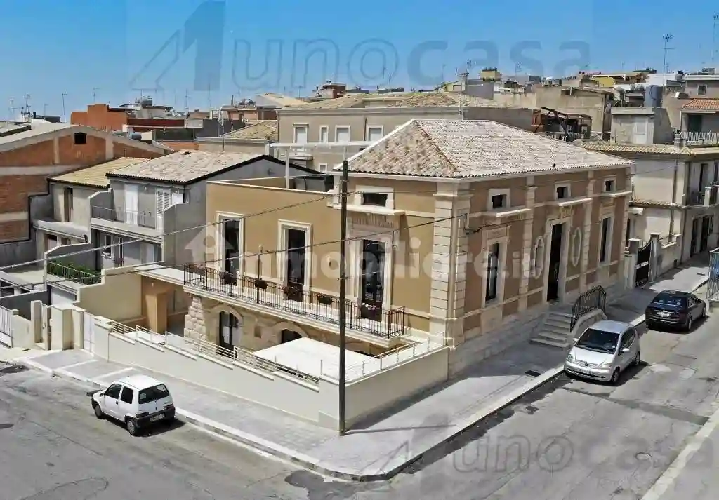 Palazzo - Edificio - foto 2