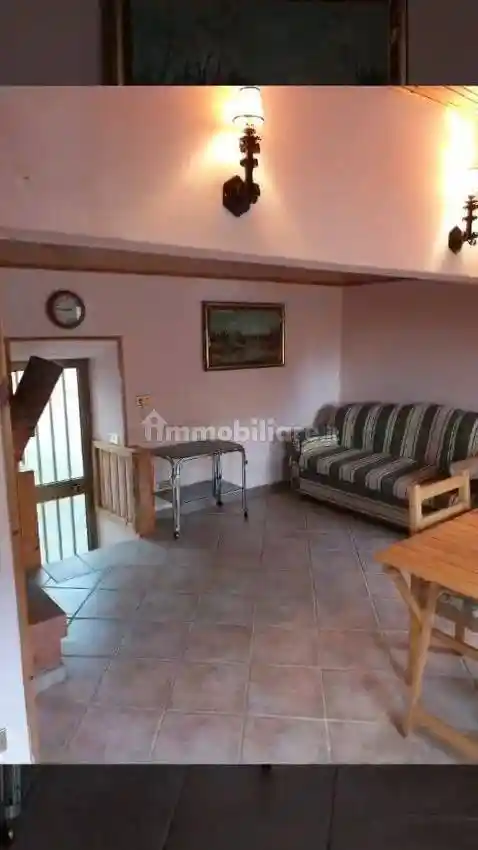 Appartamento in vendita a Acquafondata