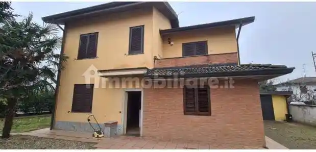 Villa in vendita a Caselle Lurani