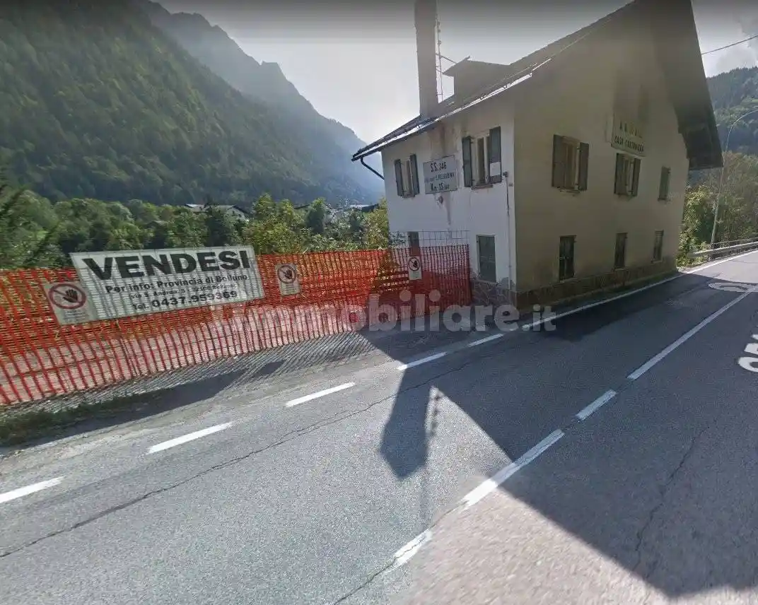 Palazzo - Stabile in vendita a Canale d'Agordo