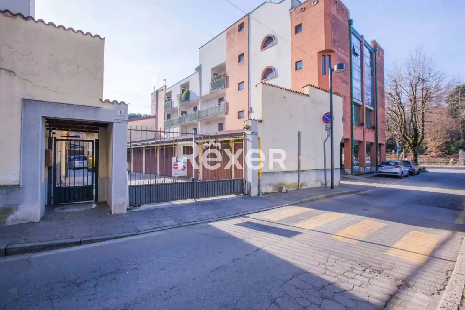 Palazzo - Edificio in vendita a Senago