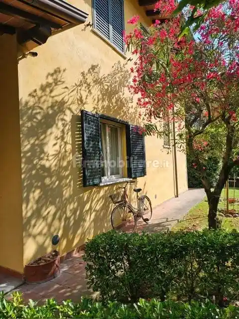 Villa in vendita a Forte dei Marmi