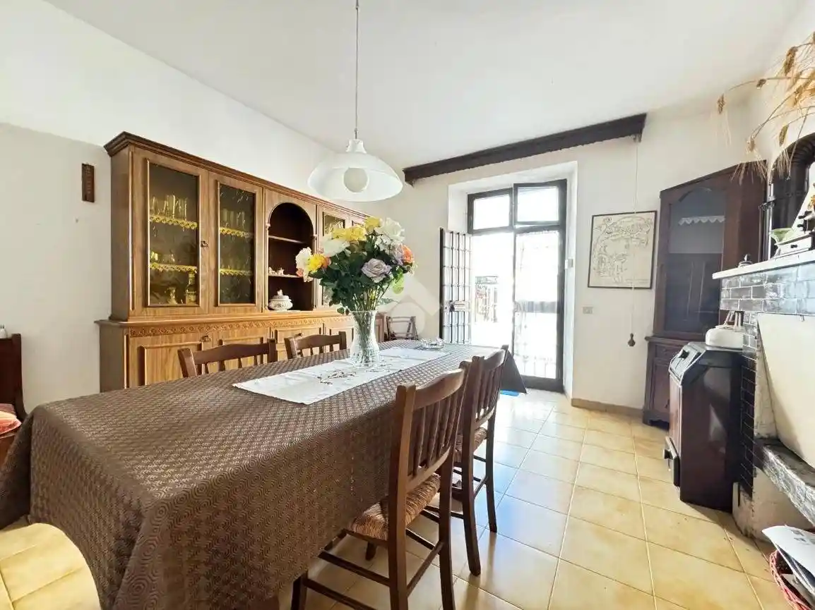 Appartamento in vendita a Arlena di Castro