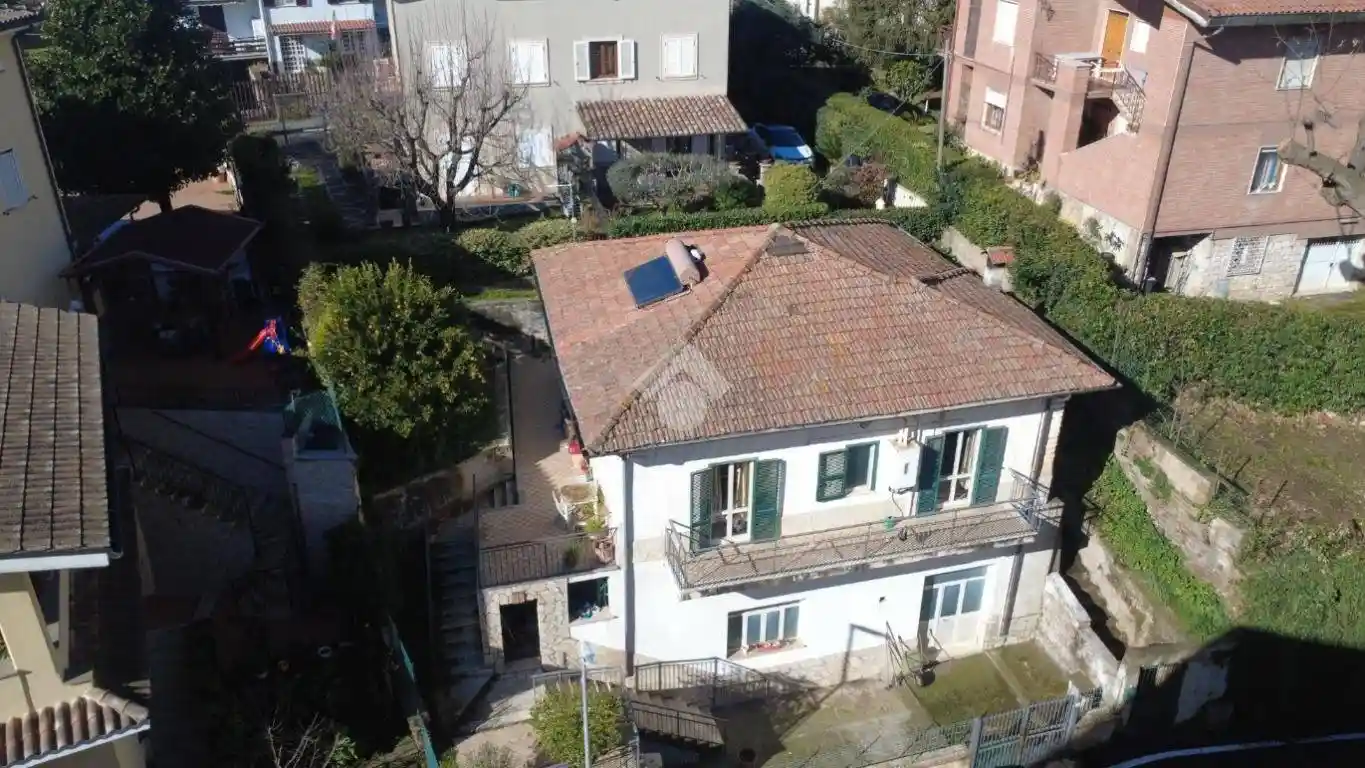 Villa in vendita a Cave