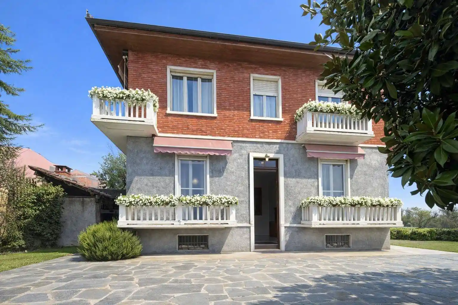 Villa in vendita a Montafia