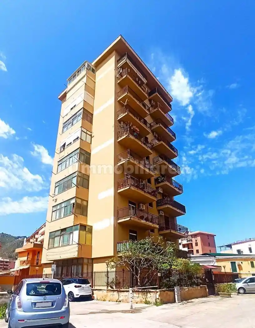 Appartamento in vendita a Palermo