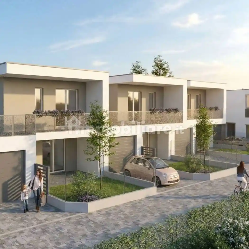 Villa in vendita a Montano Lucino