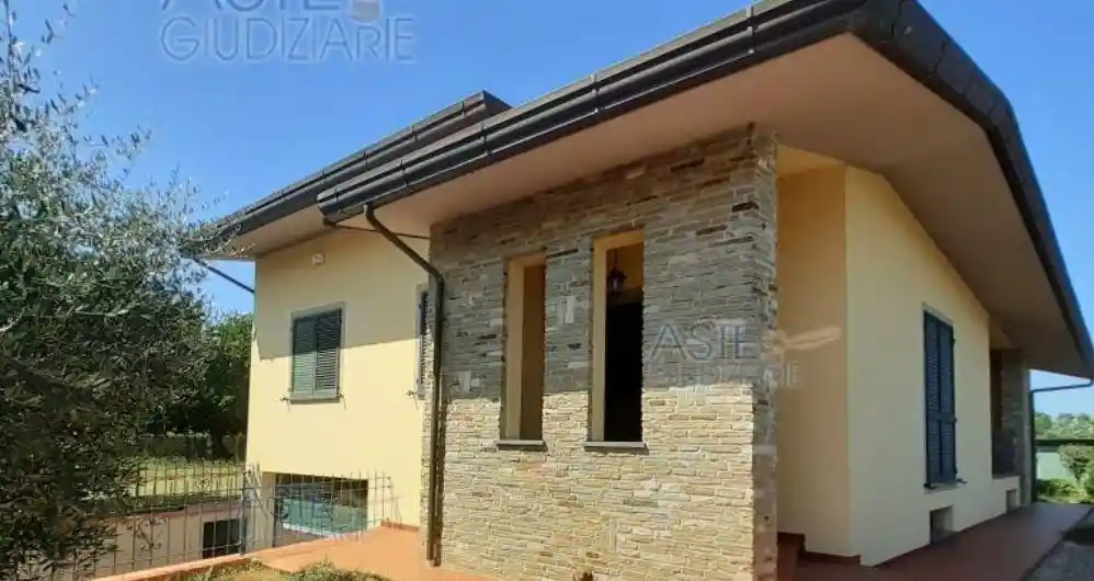 Villa in vendita a Casciana Terme Lari