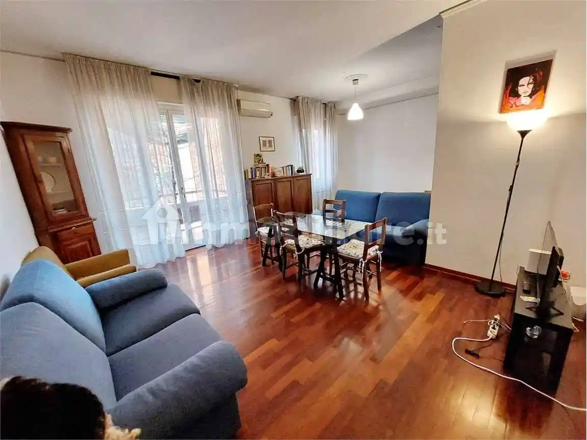 Appartamento in vendita a Modena