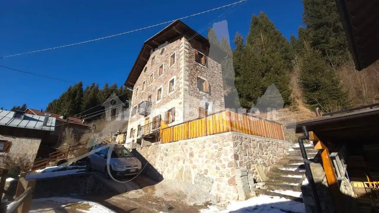 Casa indipendente in vendita a Comelico Superiore