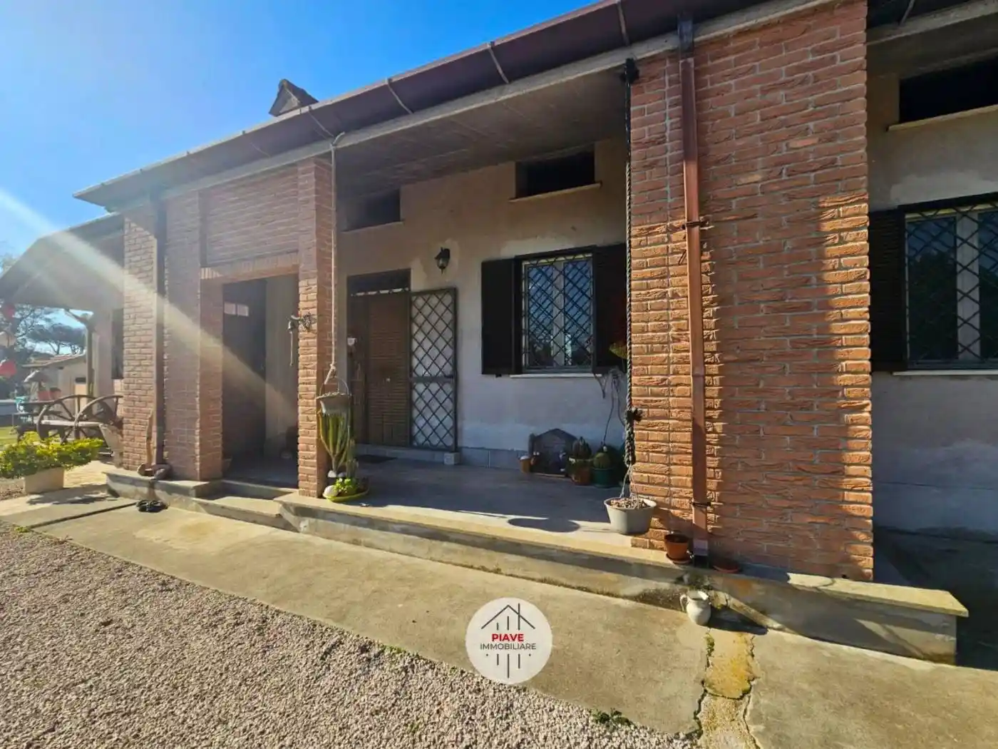 Villa in vendita a Cisterna di Latina