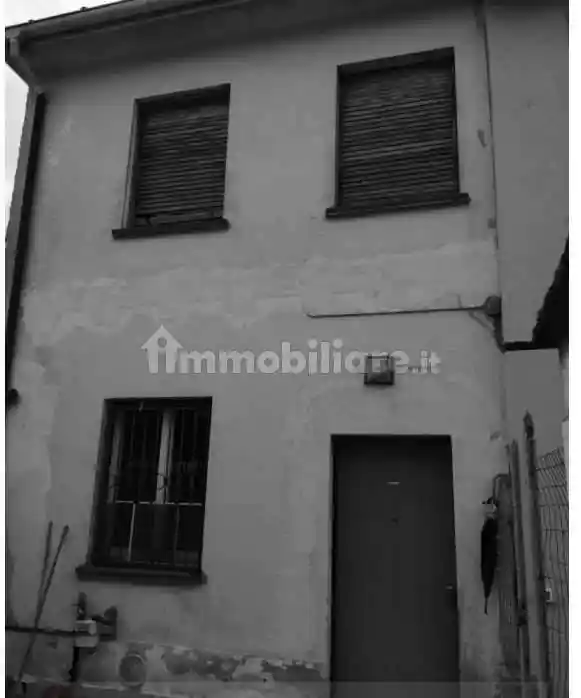 Casa indipendente in vendita a Ferrera Erbognone