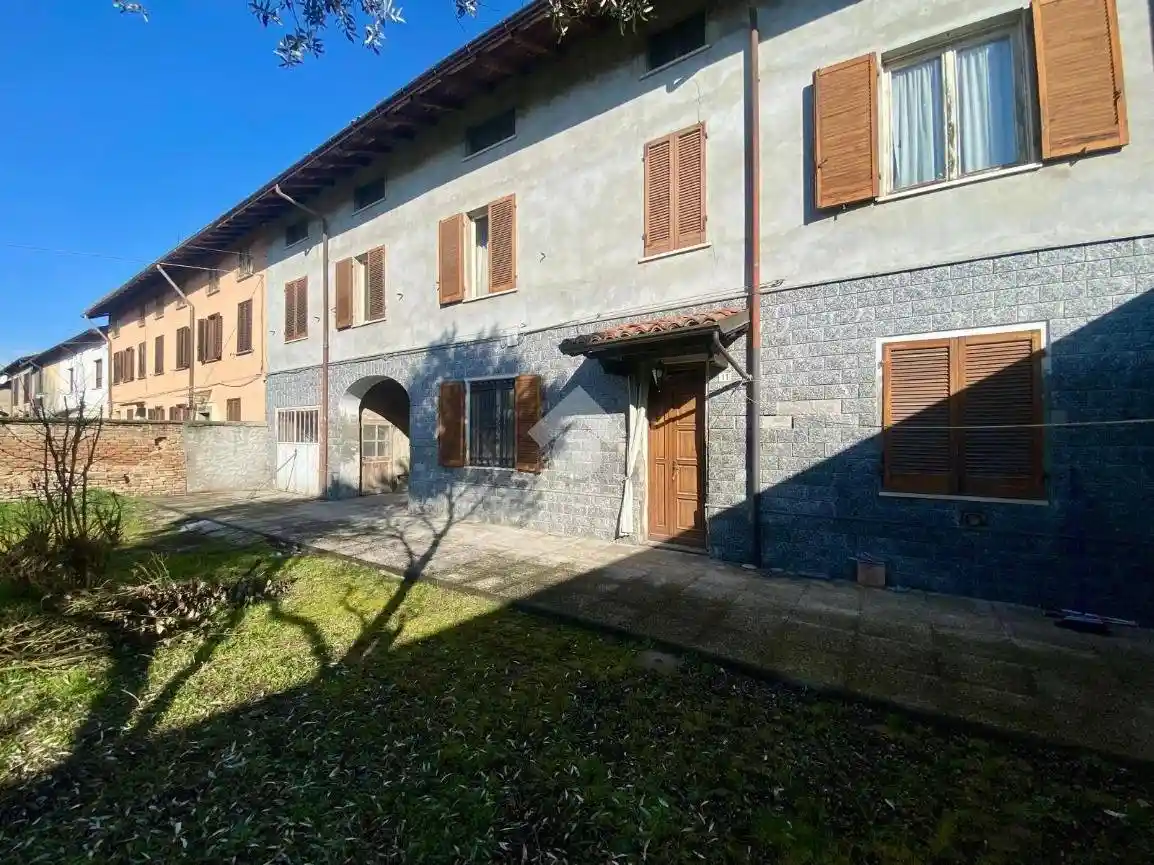 Casa indipendente in vendita a Alzano Scrivia