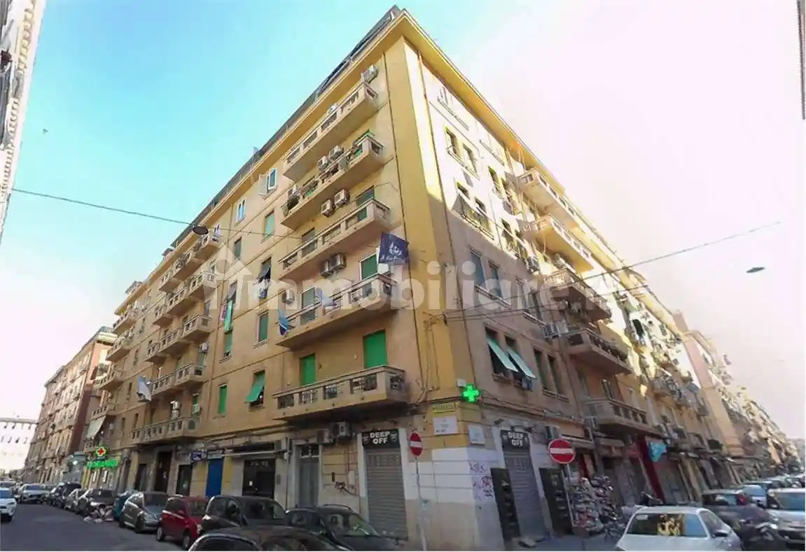 Appartamento in vendita a Napoli