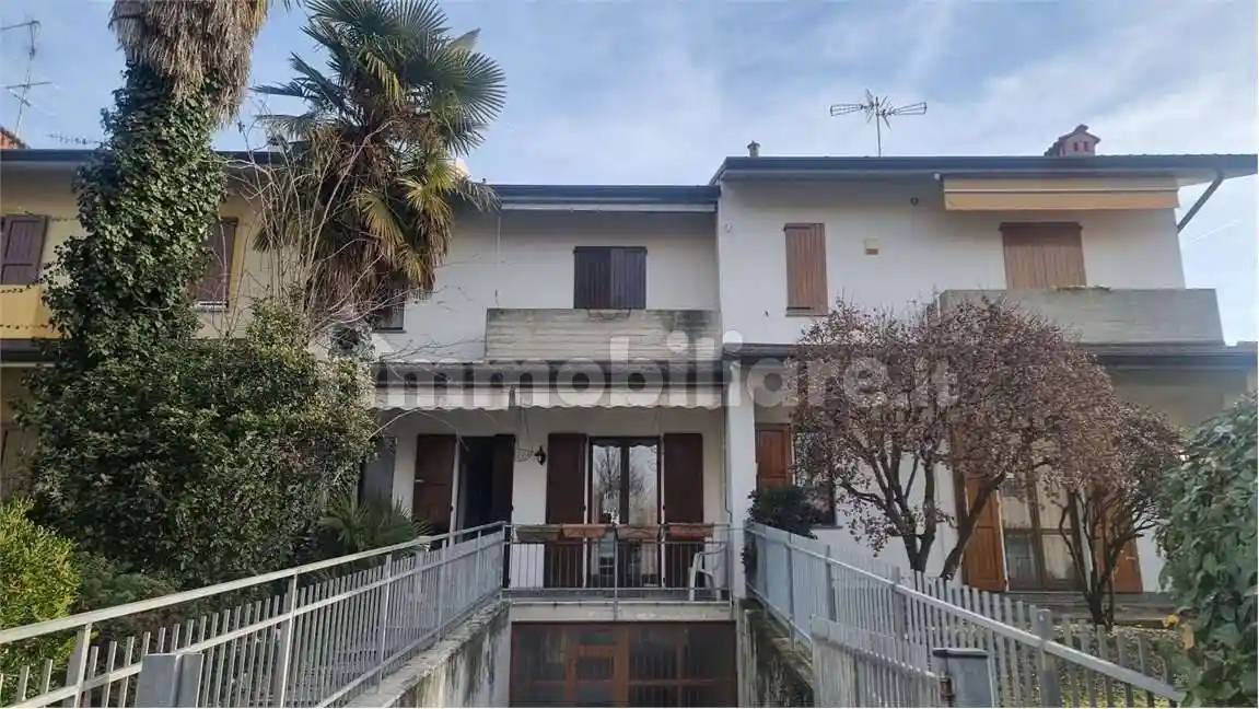 Villetta a schiera in vendita a Brembate