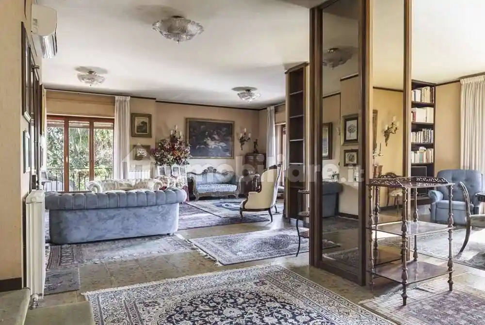 Villa in vendita a Catania