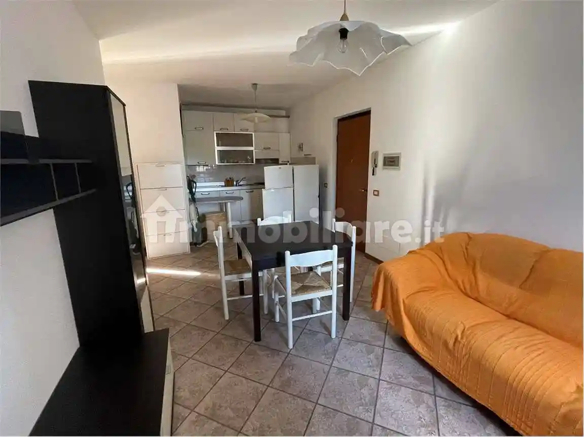 Appartamento in affitto a Sesto Calende