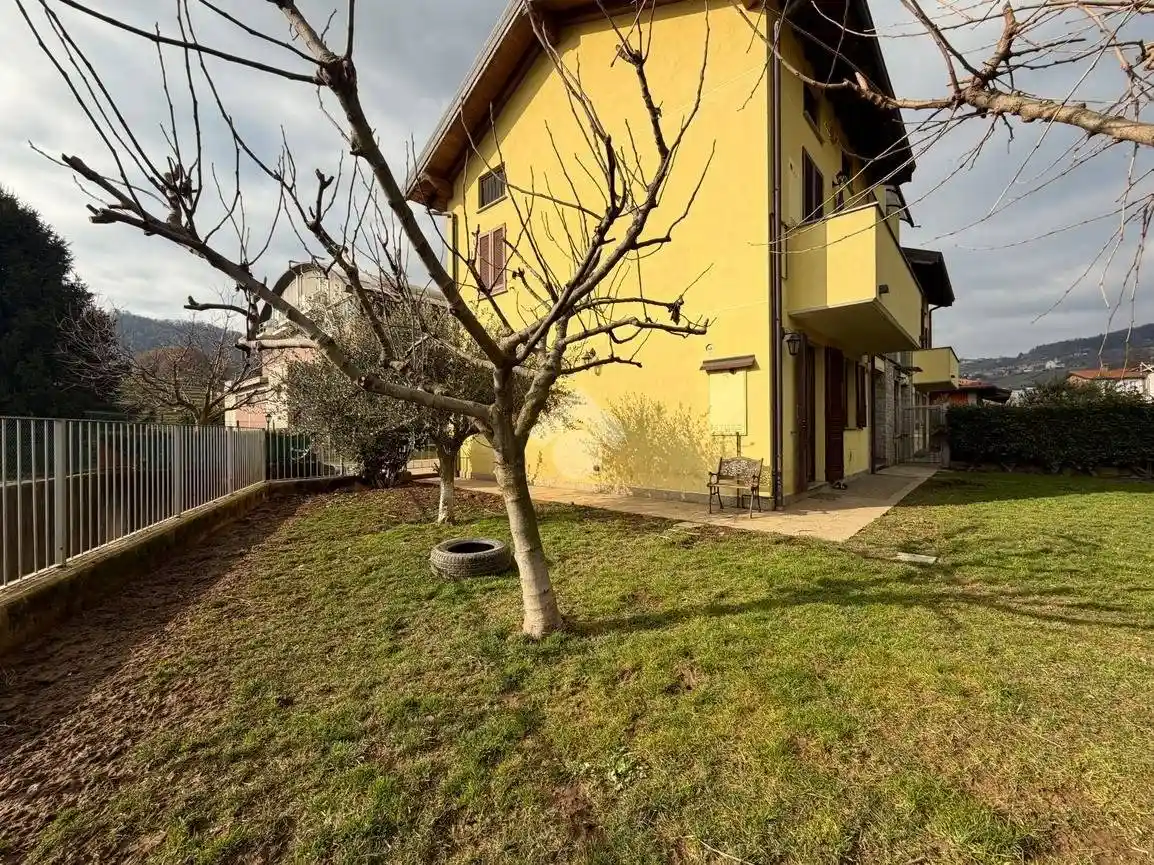 Appartamento in vendita a Pontida