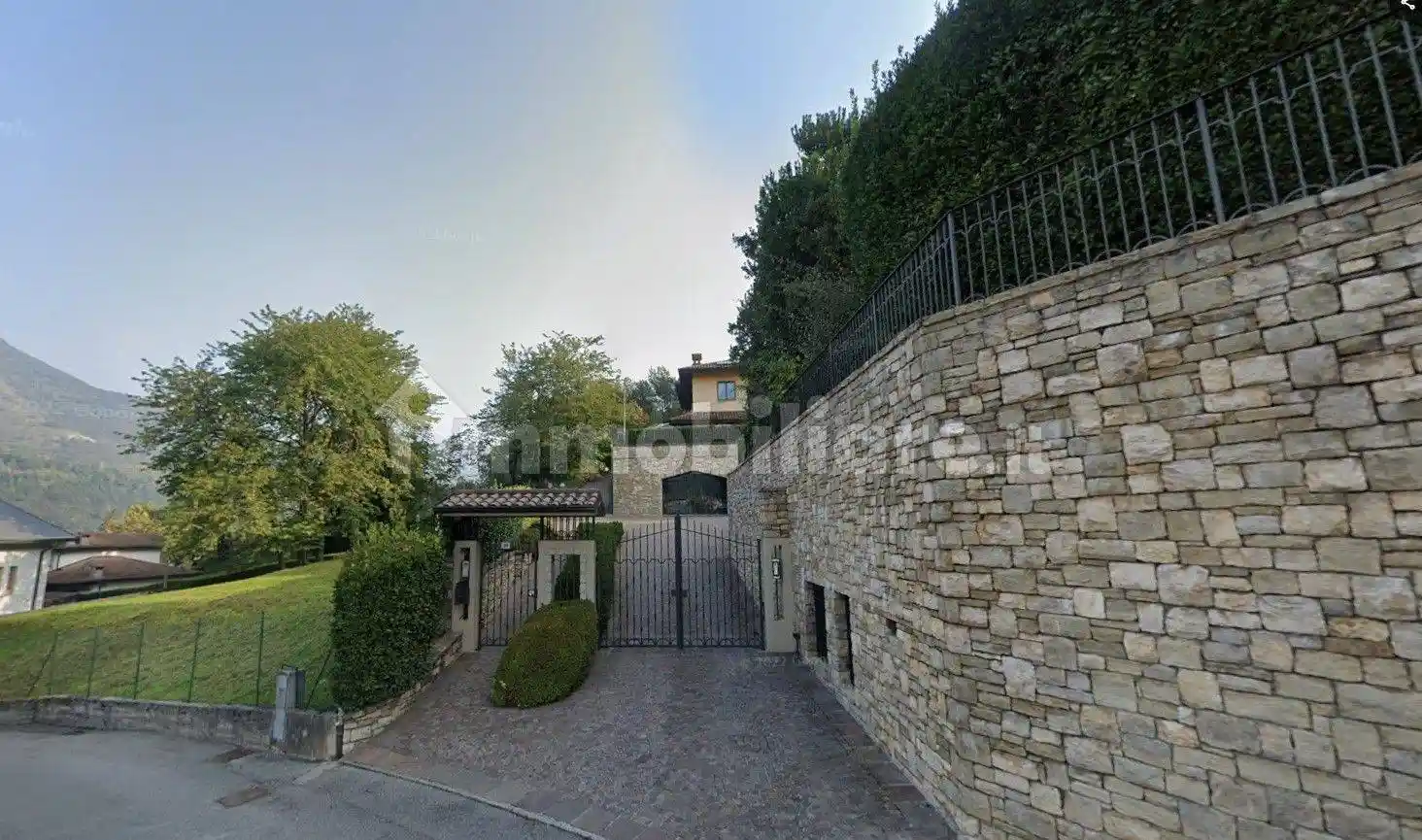 Villa in vendita a Pradalunga