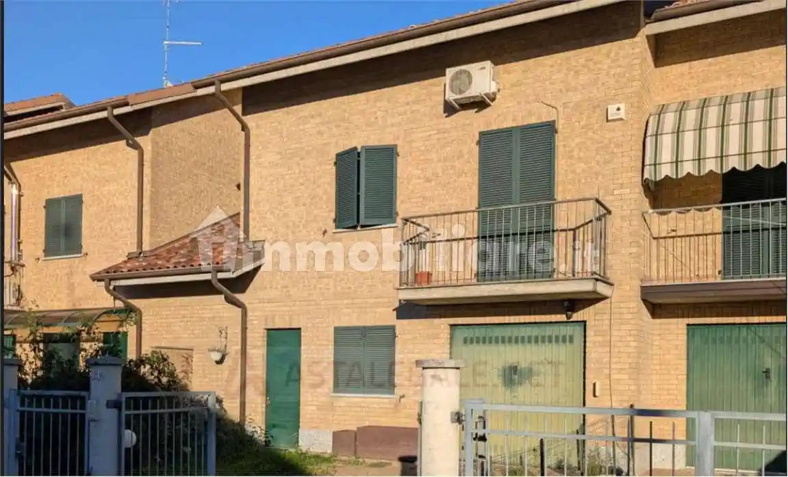 Villetta a schiera in vendita a Voghera