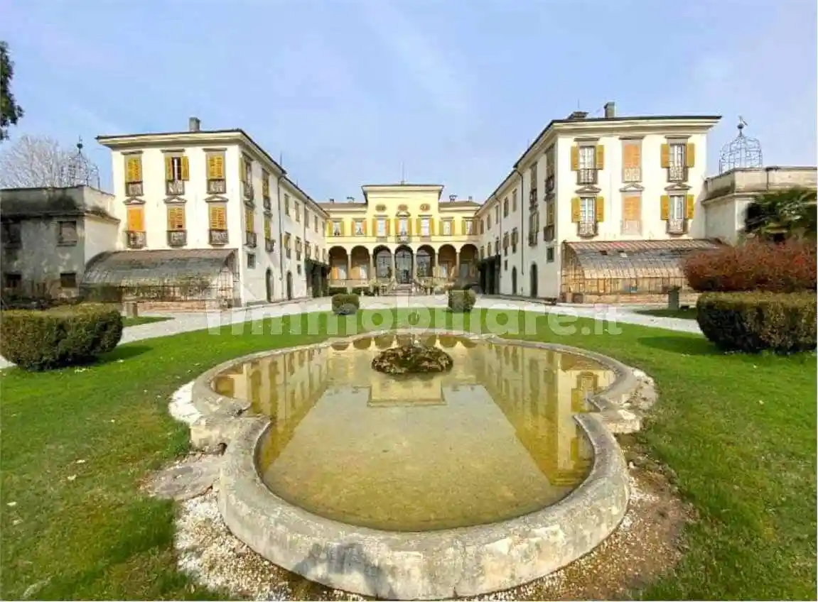 Villa in vendita a Mapello