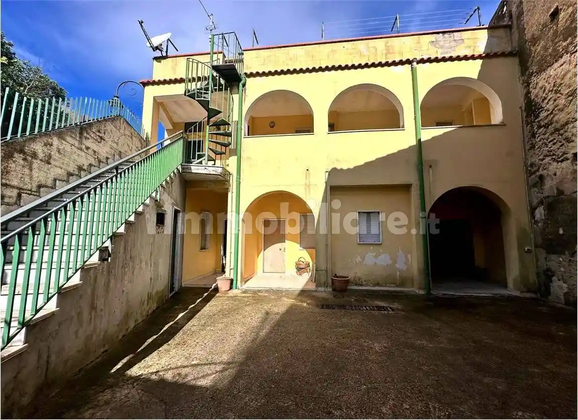 Appartamento in vendita a Baronissi