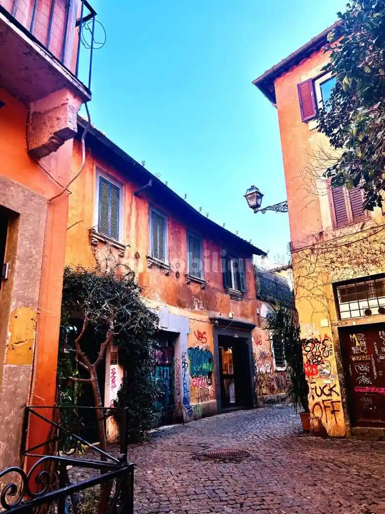 Appartamento in vendita a Roma