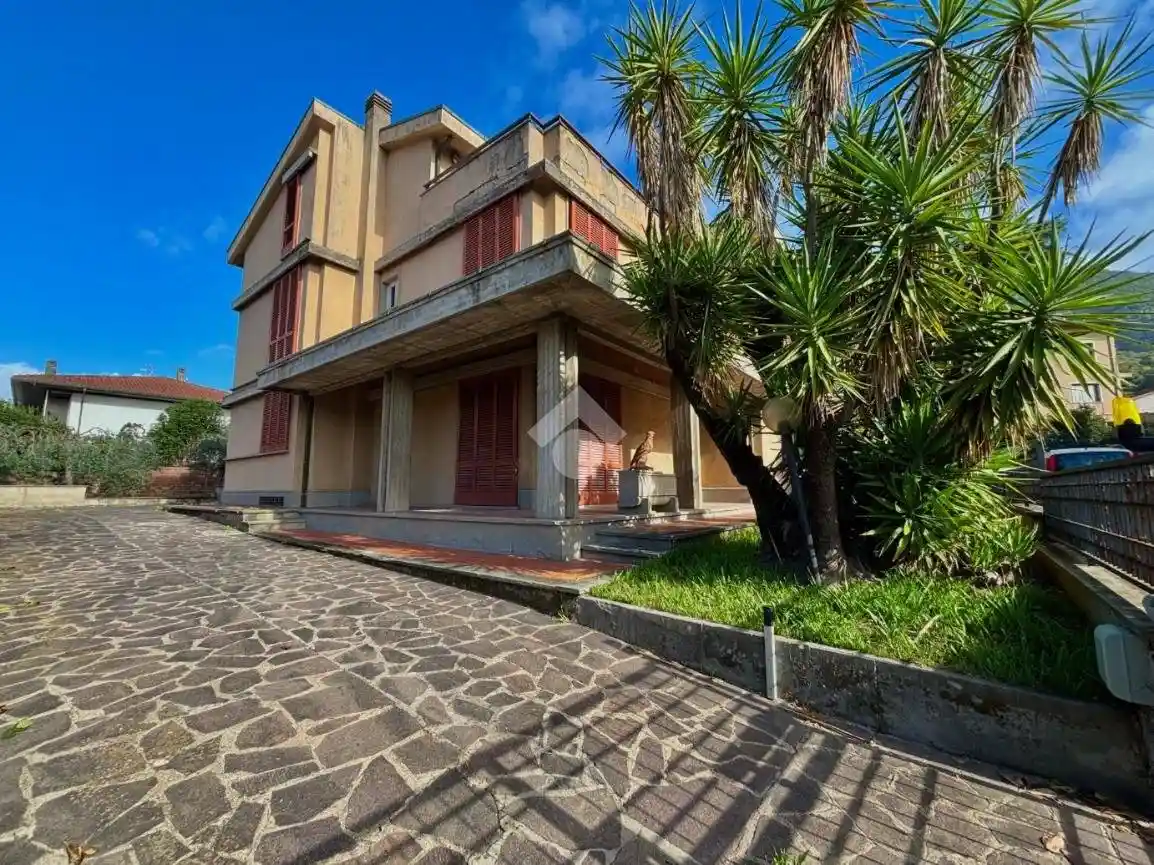 Villa in vendita a Monsummano Terme