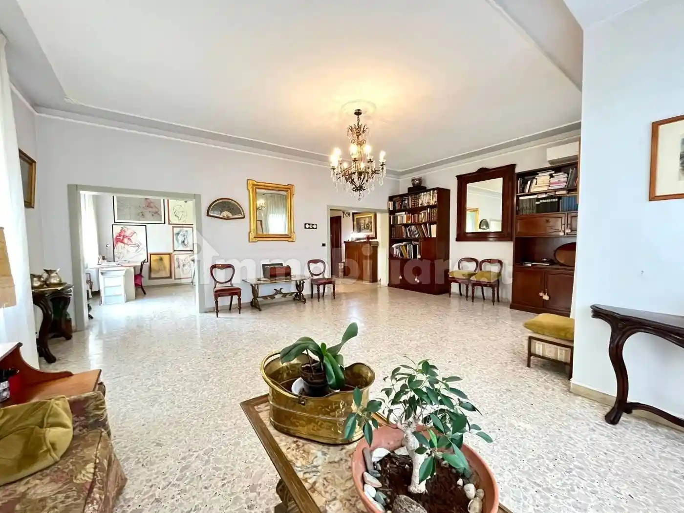 Appartamento in vendita a Livorno