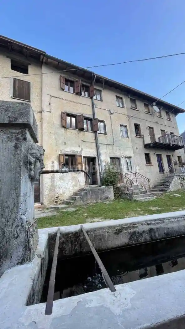 Casa indipendente in vendita a Posina