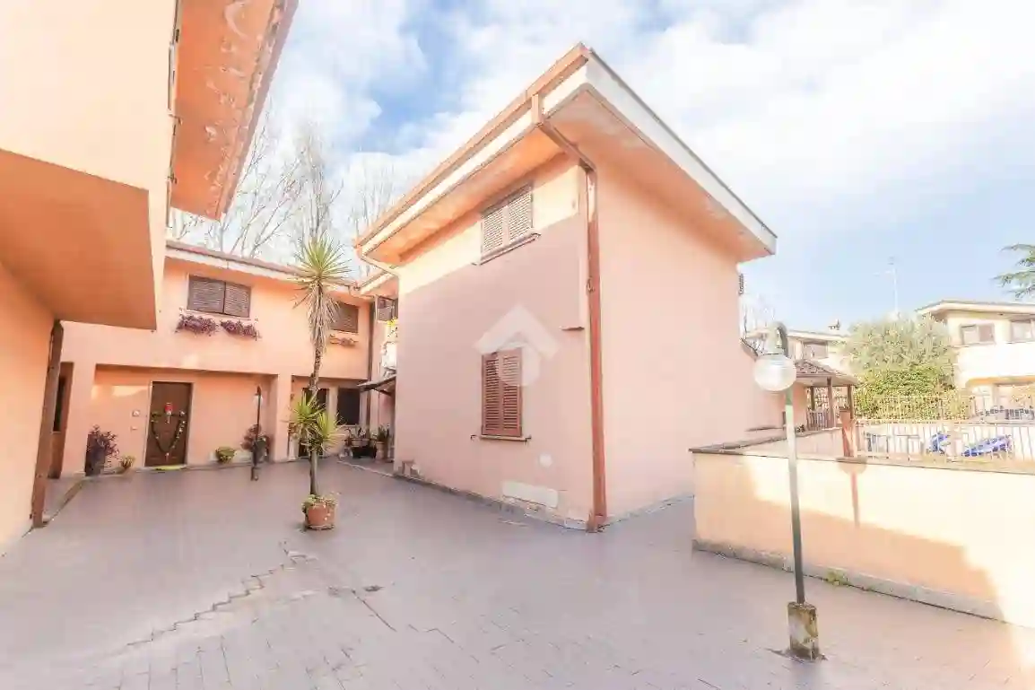 Villetta a schiera - foto 2